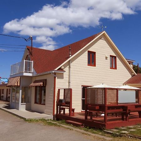 Motel Au Soleil Couchant Rimouski Esterno foto